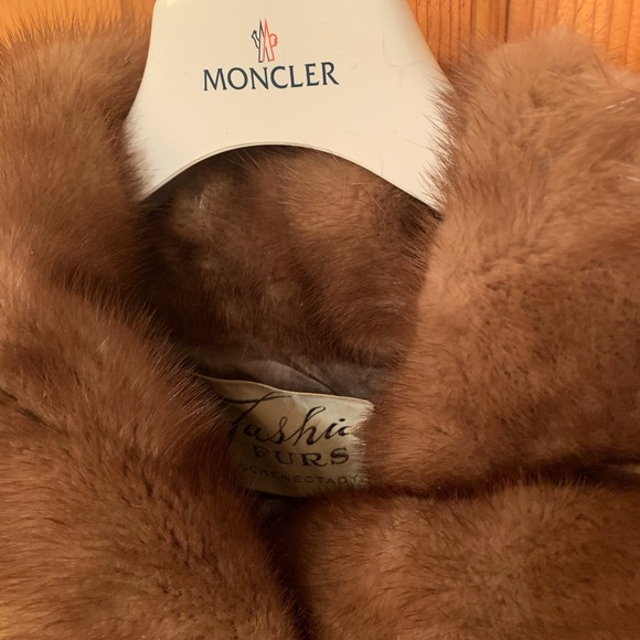 Mink Coat (ruffled hem) - Picture 5 of 5